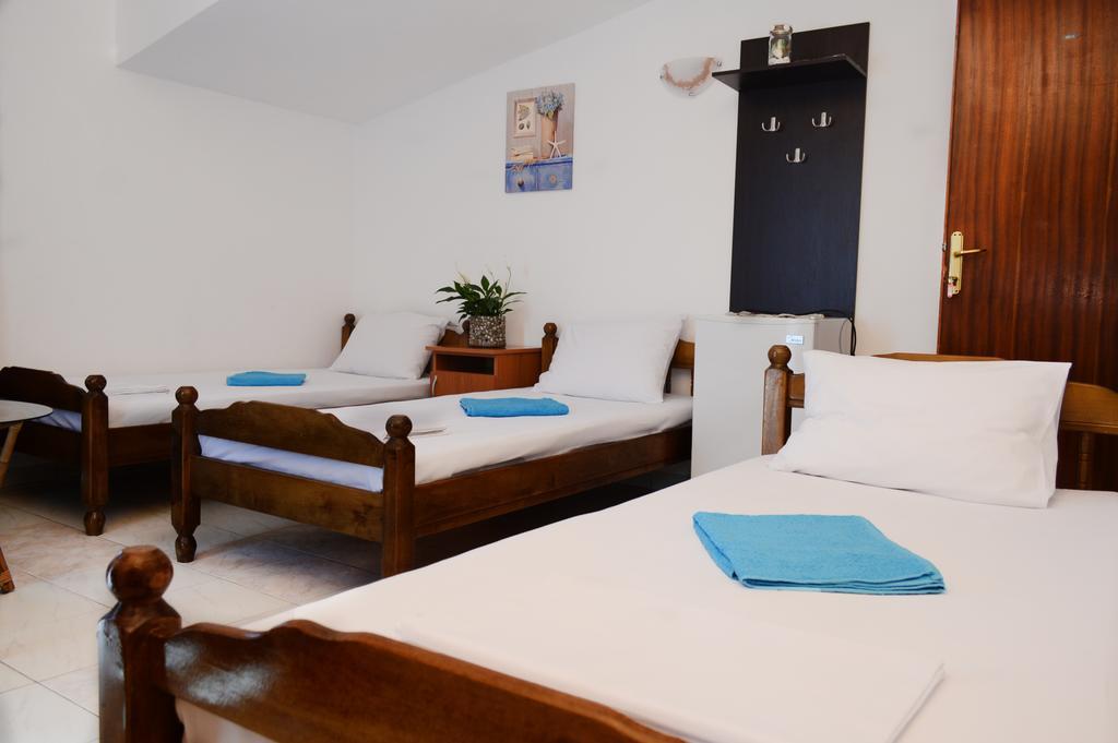 Guest House Lukac Бар Экстерьер фото