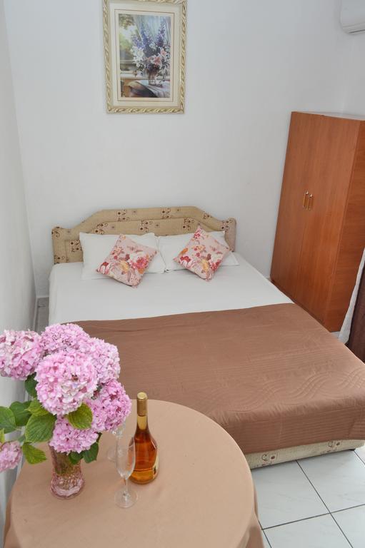 Guest House Lukac Бар Экстерьер фото