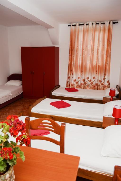 Guest House Lukac Бар Экстерьер фото